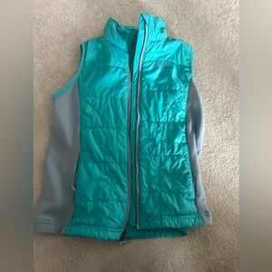 Light weight vest, size M (10-12) girls